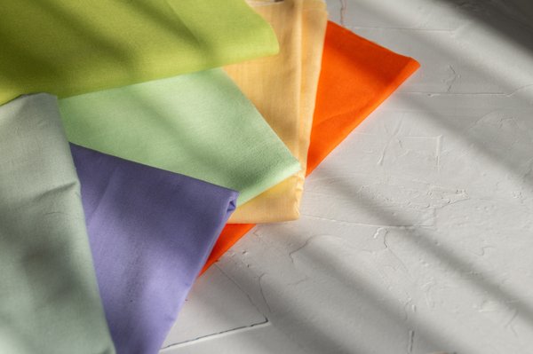 Découvrez la douceur et la variété du tissu coton chez verotex